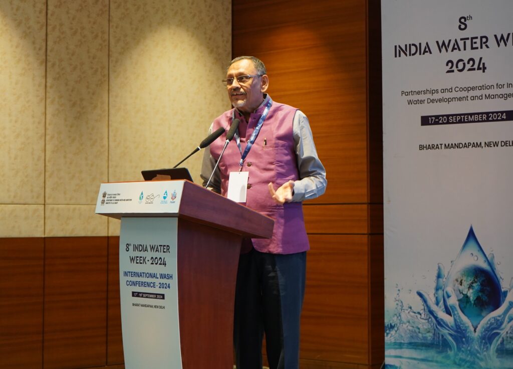 Alok Sikka, IWMI Country Representative for India and Bangladesh, addressing participants. Photo: Aariz Raza / IWMI